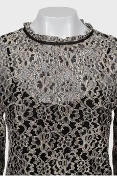Guipure blouse with floral pattern