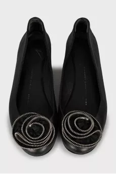 Leather ballet shoes decorated with flowers