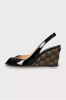 Patent woven wedge sandals