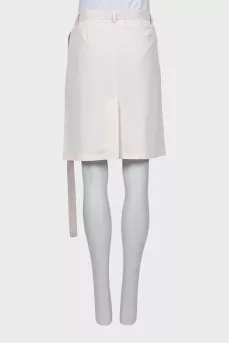Skirt with patch pockets and tag