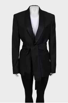 Wool jacket with belt