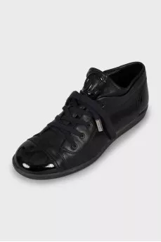 Leather sneakers with patent toe