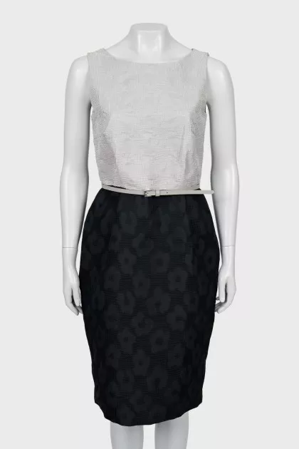 Two tone dress with belt