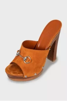 Suede sandals with wooden heel