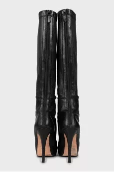Leather boots with back zip