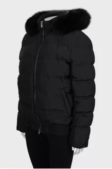 Black down jacket decorated with fur
