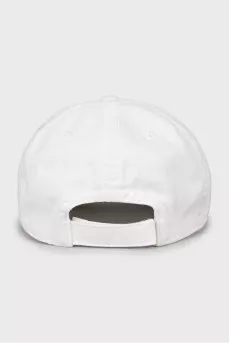 White cap with embroidered print