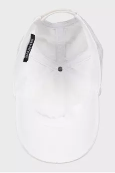 White cap with embroidered print