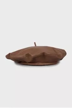 Brown leather beret with tag
