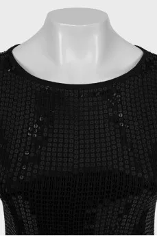 Fitted T-shirt decorated with sequins