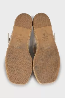 Flip-flops with woven soles