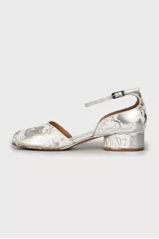 Leather split toe shoes