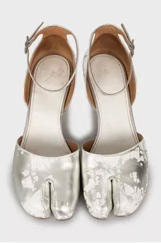 Leather split toe shoes