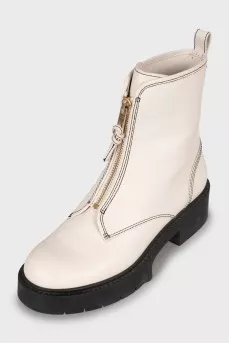 Leather boots with contrast stitching