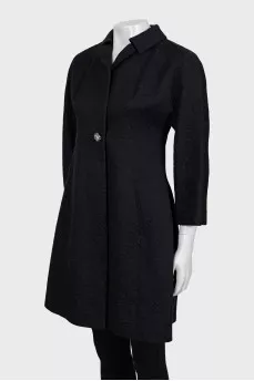 Fitted coat with ribbed print
