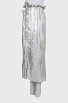 Pleated skirt with tag