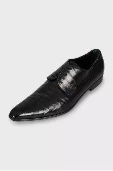 Men's shoes with almond toe