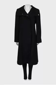 A-line coat with raised seams