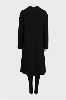 A-line coat with raised seams