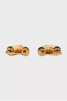 Gold earrings with engraving