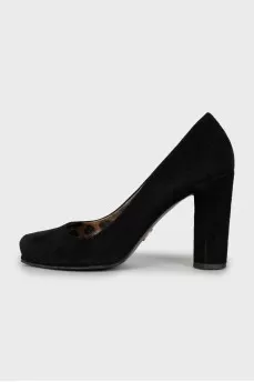Black suede open toe pumps