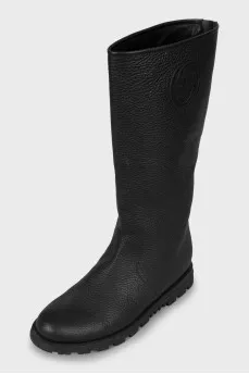 Leather boots with zipper