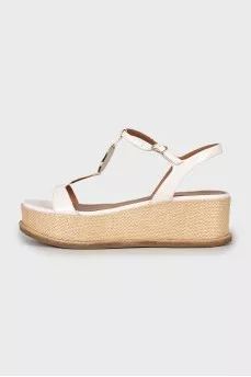 Weave platform sandals
