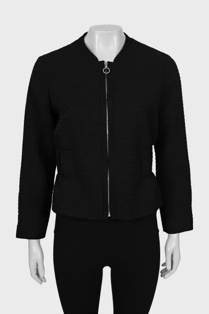 Fitted jacket without collar