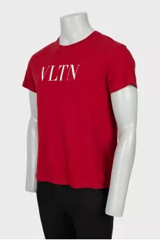 Men's red T-shirt with logo