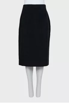 Black straight skirt