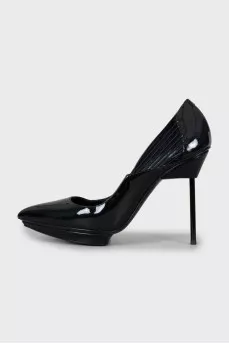 Patent leather high heels
