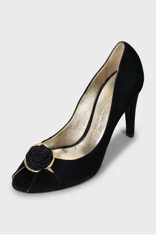 Suede shoes decorated with flowers