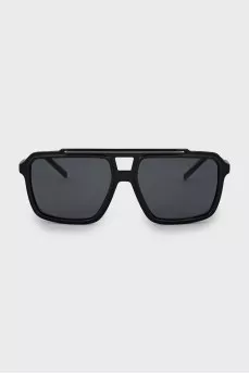 Black rectangular sunglasses