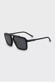 Black rectangular sunglasses