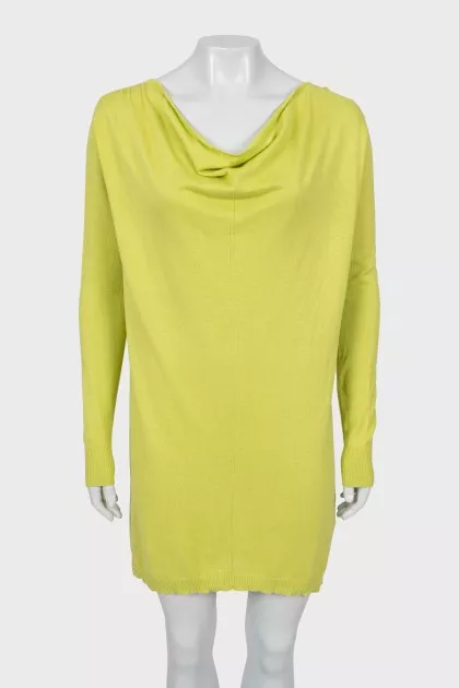 Knitted dress with long sleeves