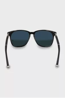 Черные солнцезащитные очки wayfarer