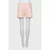 Mid-rise shorts with arrows