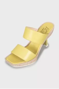 Leather sandals with wooden soles
