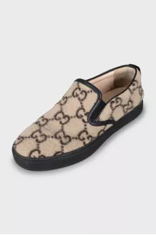 Men's slip-ons in signature print