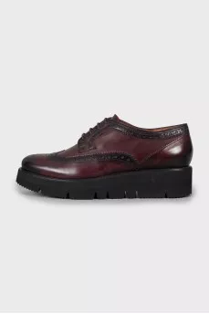 Leather brogues with textured soles
