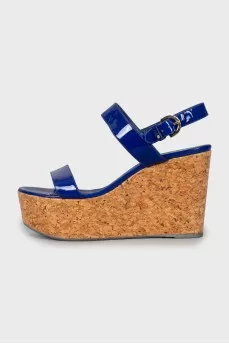 Patent leather wedge sandals