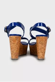 Patent leather wedge sandals