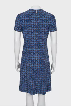 A-line dress with slanted pockets
