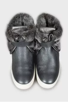 Silver boots with fur