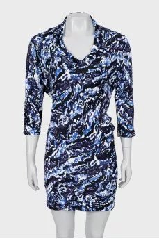Printed dress with plunging neckline