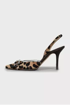 Leather slingbacks in animal print