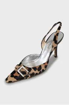 Leather slingbacks in animal print