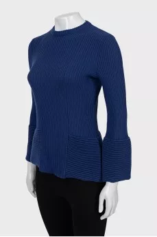 Ribbed sweater with wide sleeves