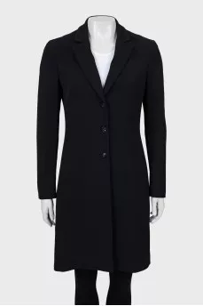 Single-breasted coat with a fitted cut