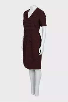 Brown dress with short sleeves